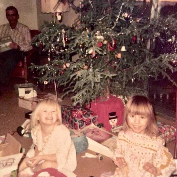 Meet your Posher, Laurie - Picture 1 of 1